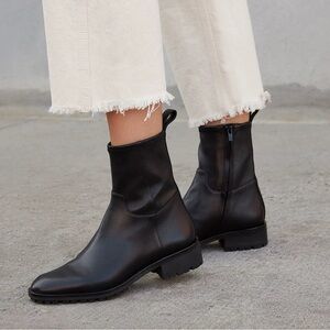 NEW Loeffler Randall Dakota Boots in Black 5